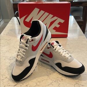 Nike Air Max 1 Athletic Shoes White and Red